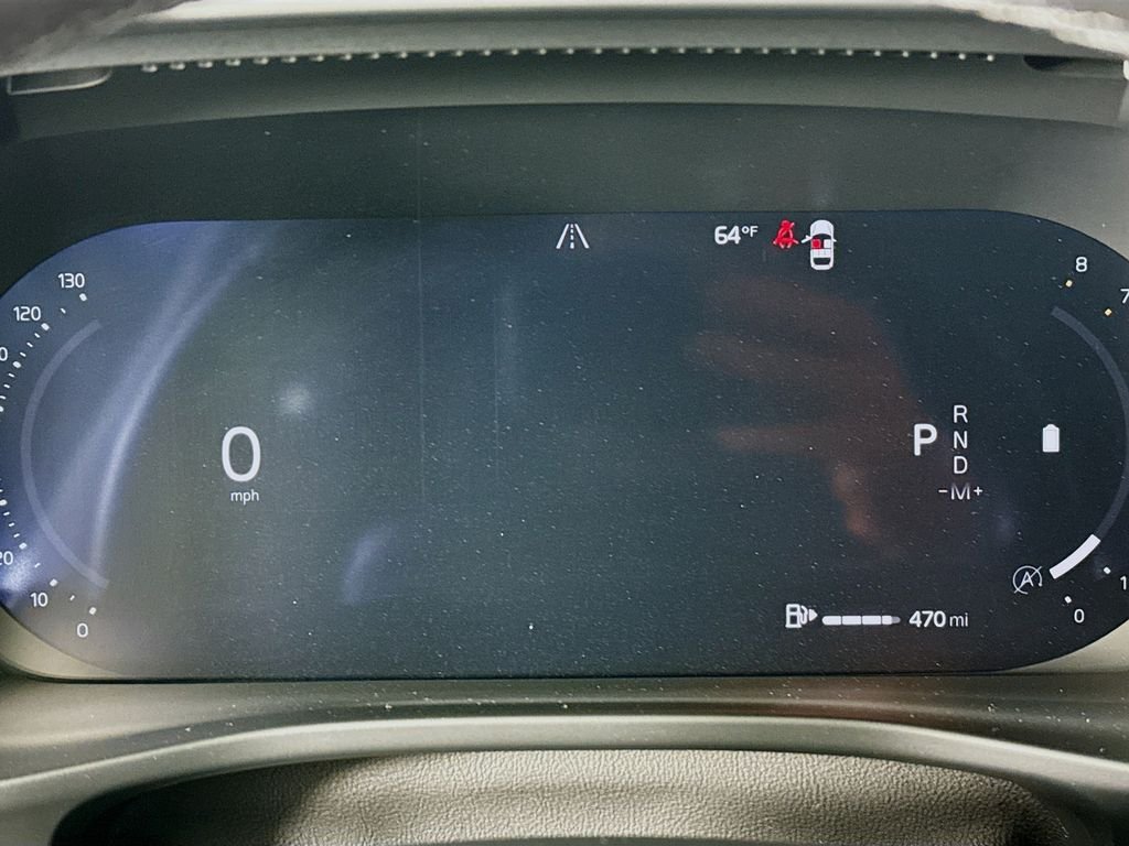 Used 2025 White Volvo B5 Plus Bright Theme image 13