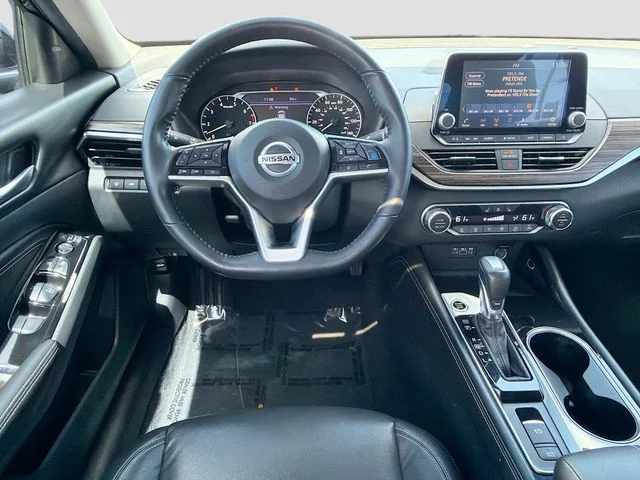 Used 2021 Black Nissan 2.5 SL image 23