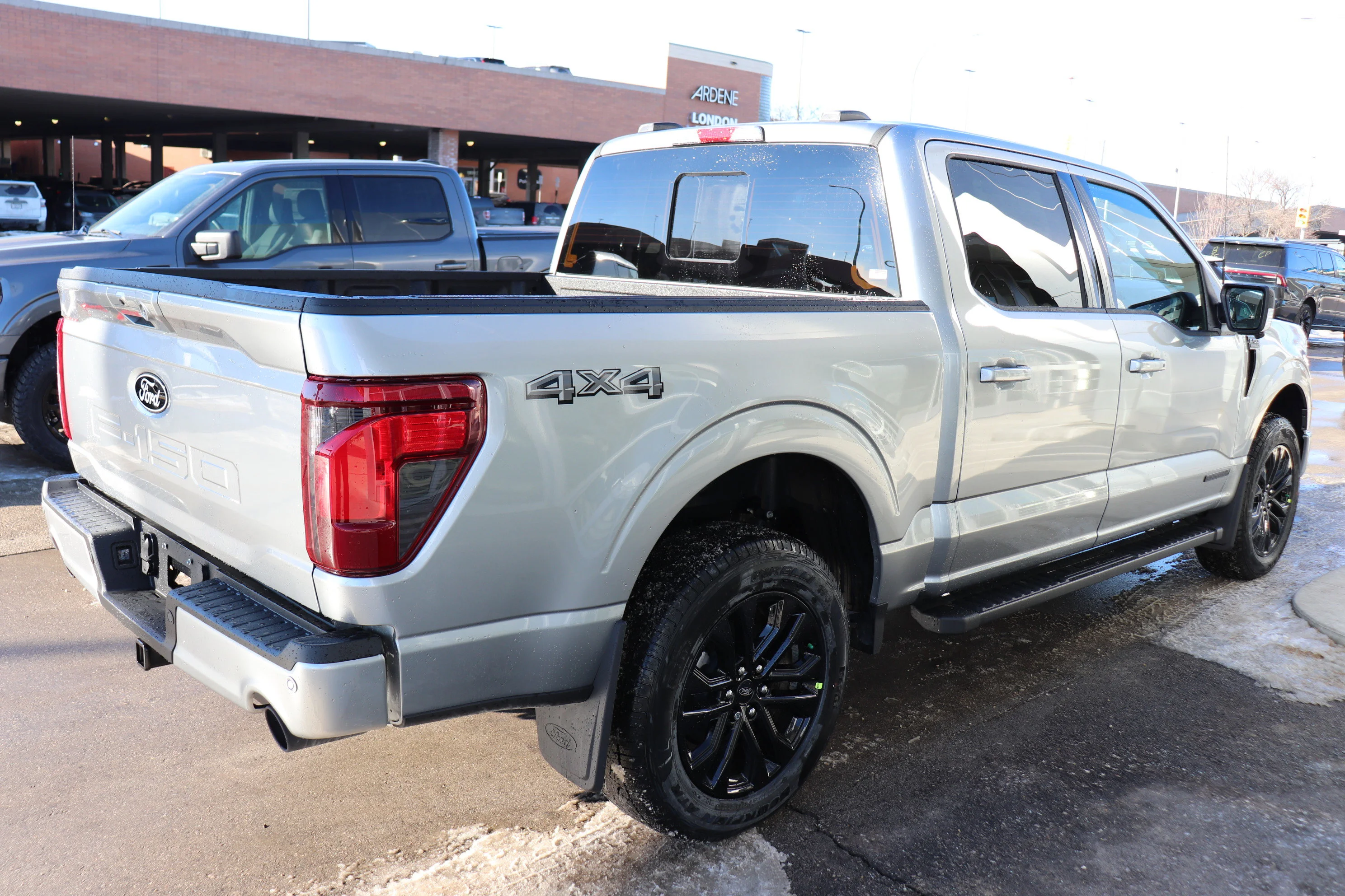 New 2026 ICONIC SILVER METALLIC Ford XLT image 4