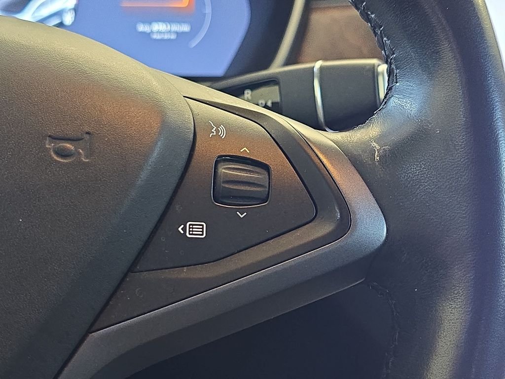 Used 2021  Tesla Long Range image 19