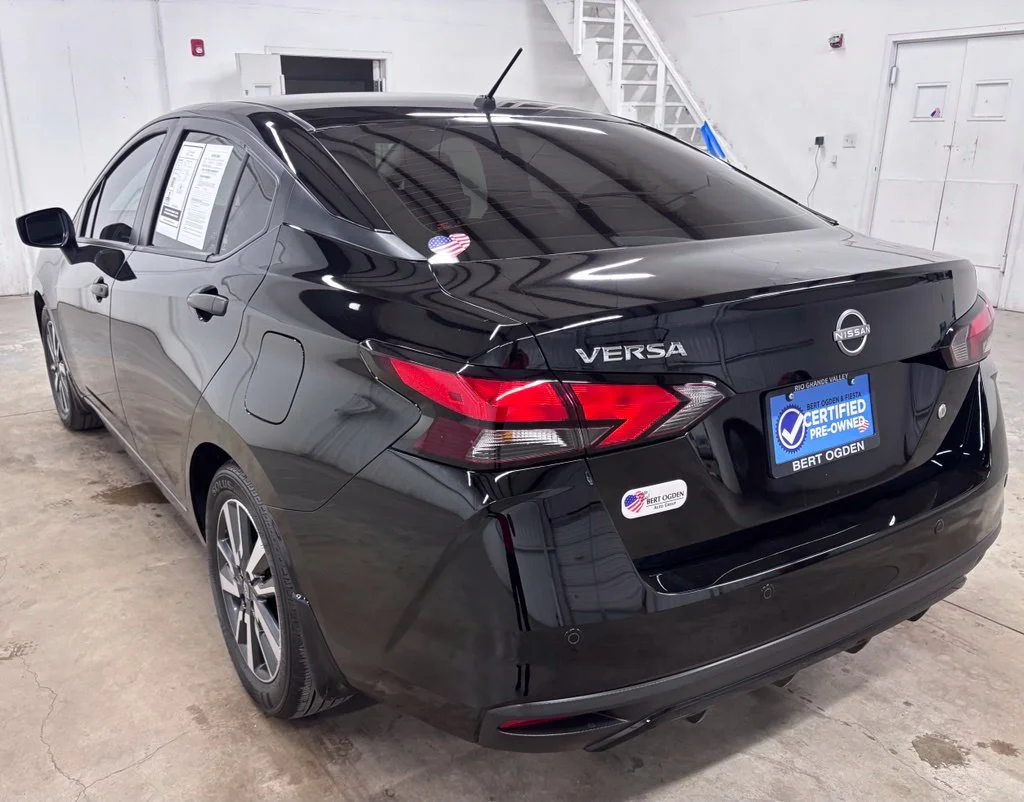 Used 2025 Black Nissan 1.6 S image 4