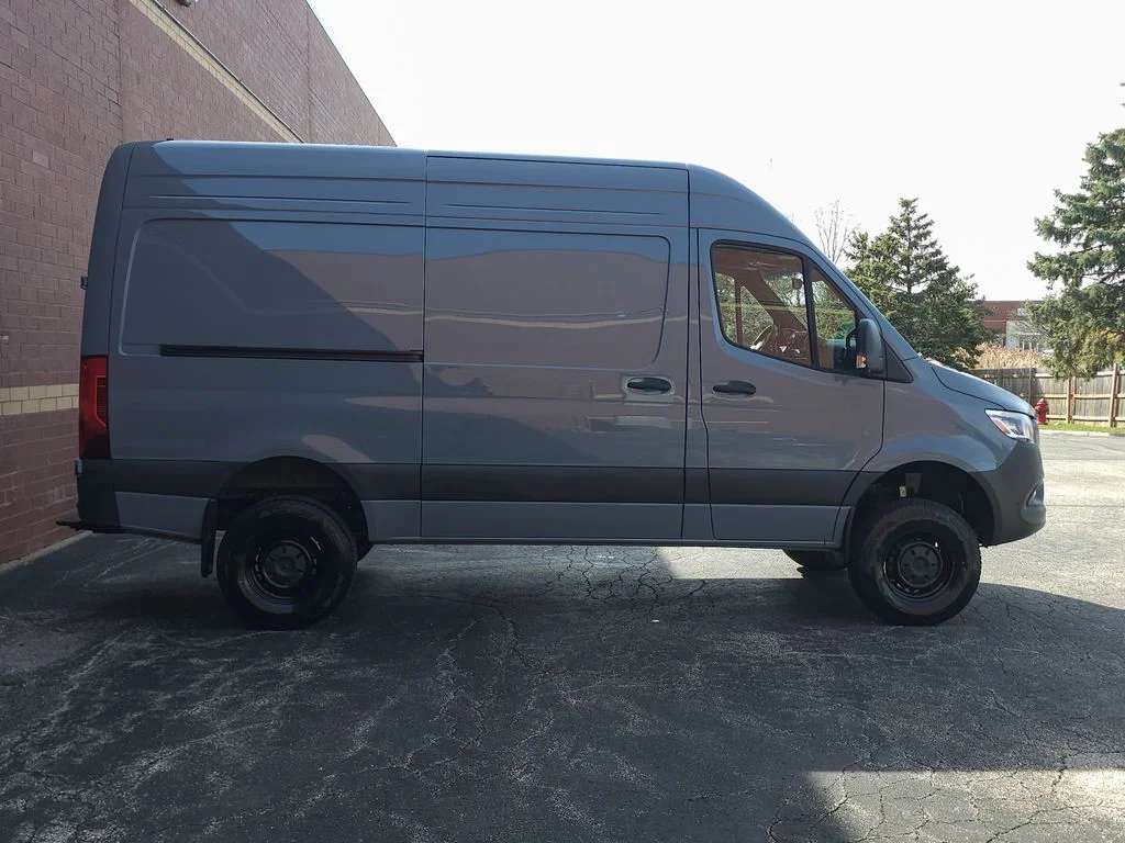 Used 2026 Gray Mercedes-Benz Cargo 144 WB image 29