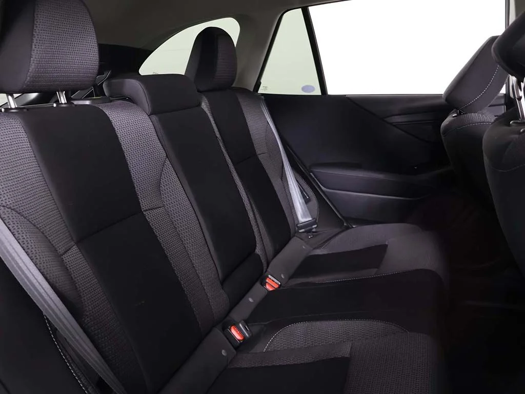 Used 2025 Ice Silver Metallic Subaru Premium image 31