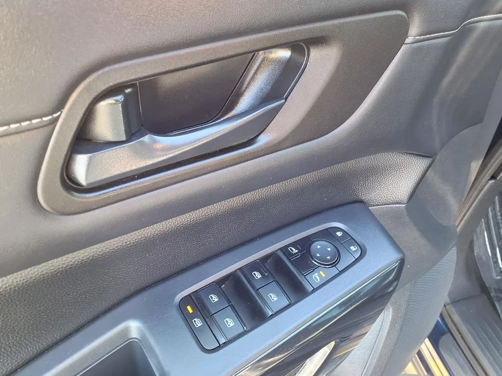Used 2024 Blue Nissan SV image 19