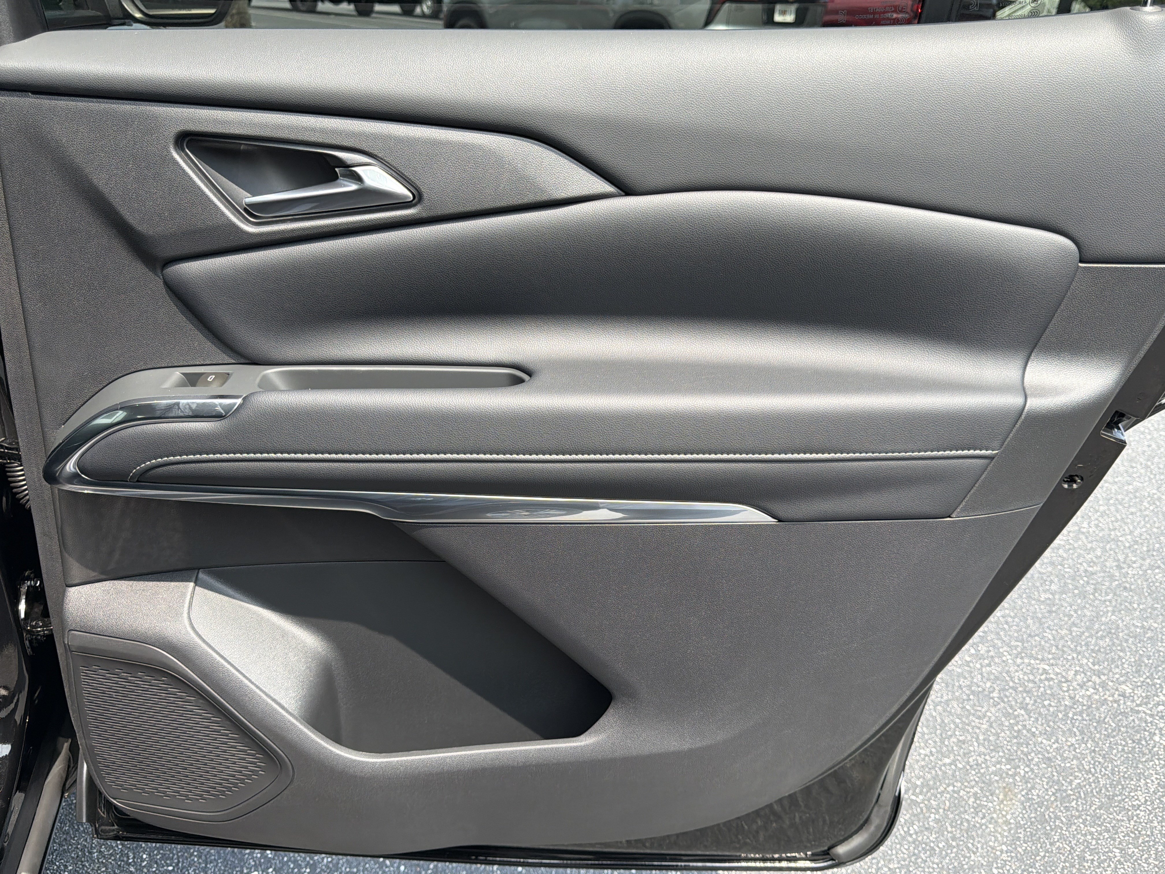 New 2026 Mosaic Black Metallic Chevrolet LT image 16