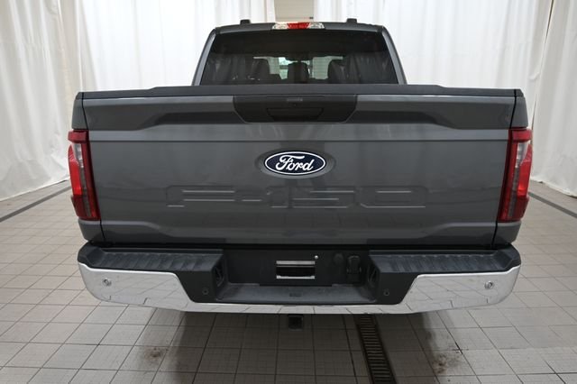 Used 2025 Gray Ford XLT image 11