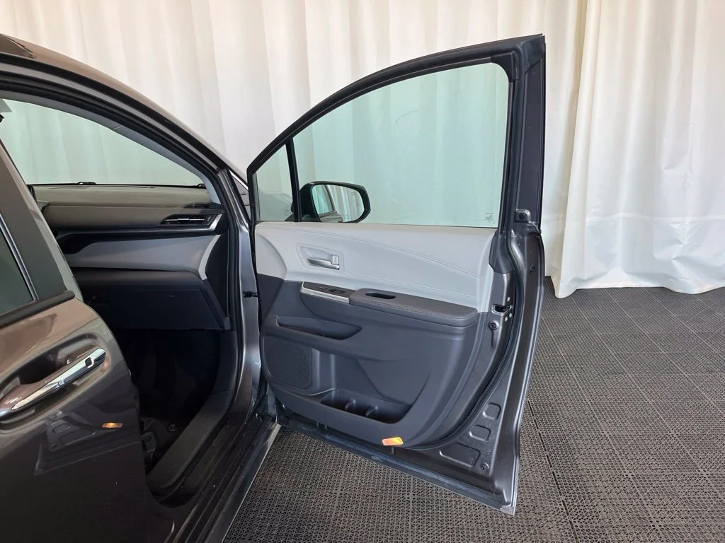 Used 2022 Gray Toyota XLE image 20