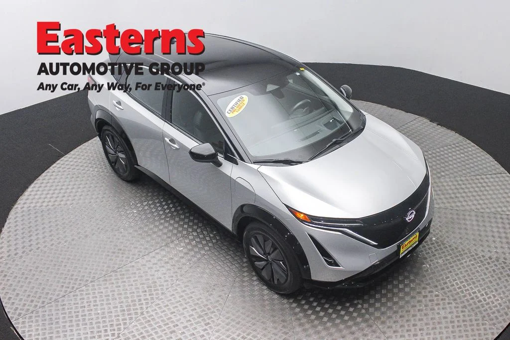 Used 2023 Silver Nissan ENGAGE image 3