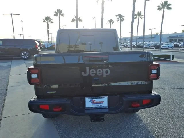 Used 2022 Black Jeep Rubicon 4x4 image 5