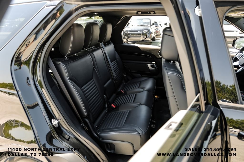 Used 2025 Black Land Rover S image 30
