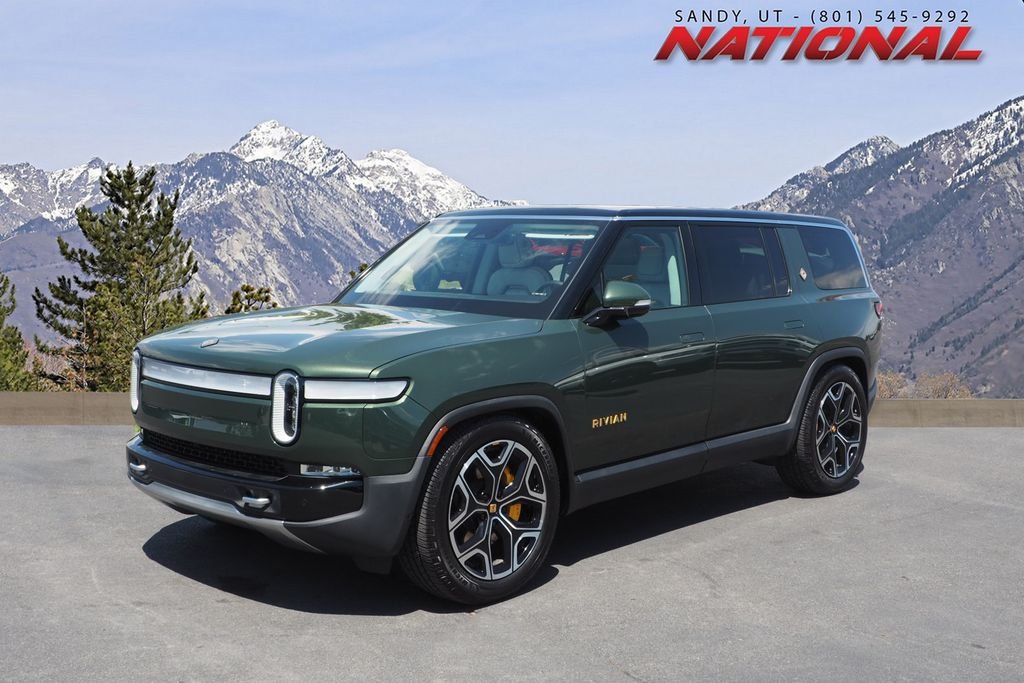 2023 Rivian R1S Adventure Quad-Motor Large Pack's photo