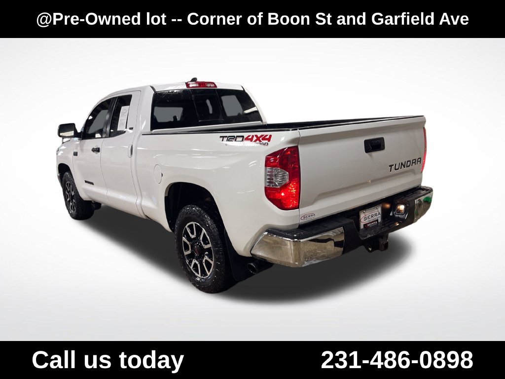 Used 2021 White Toyota SR5 image 3