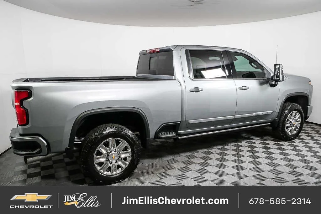 New 2026 Sterling Gray Metallic Chevrolet High Country image 2