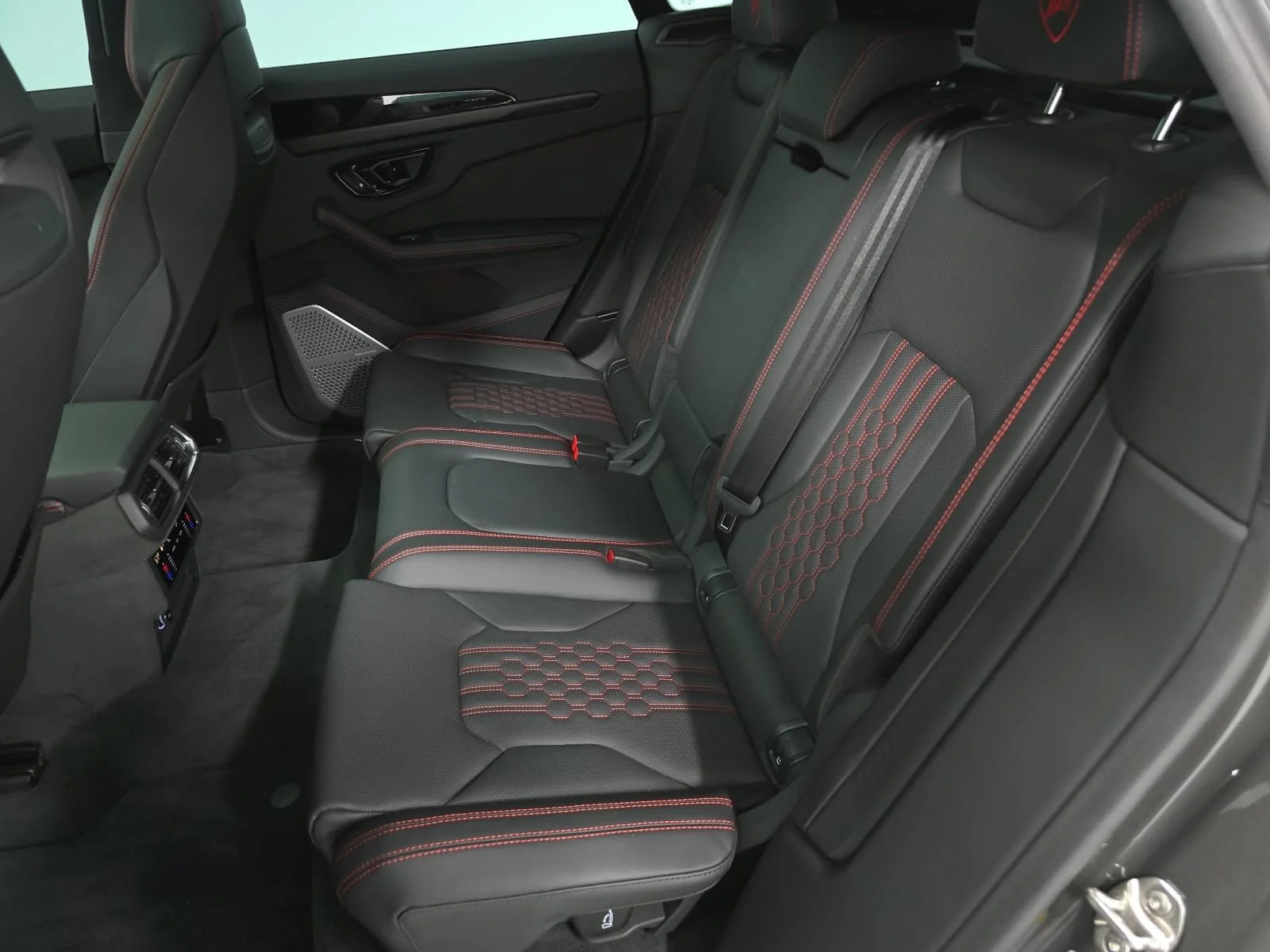 Used 2025 Grigio Keres Metallic Lamborghini SE image 26