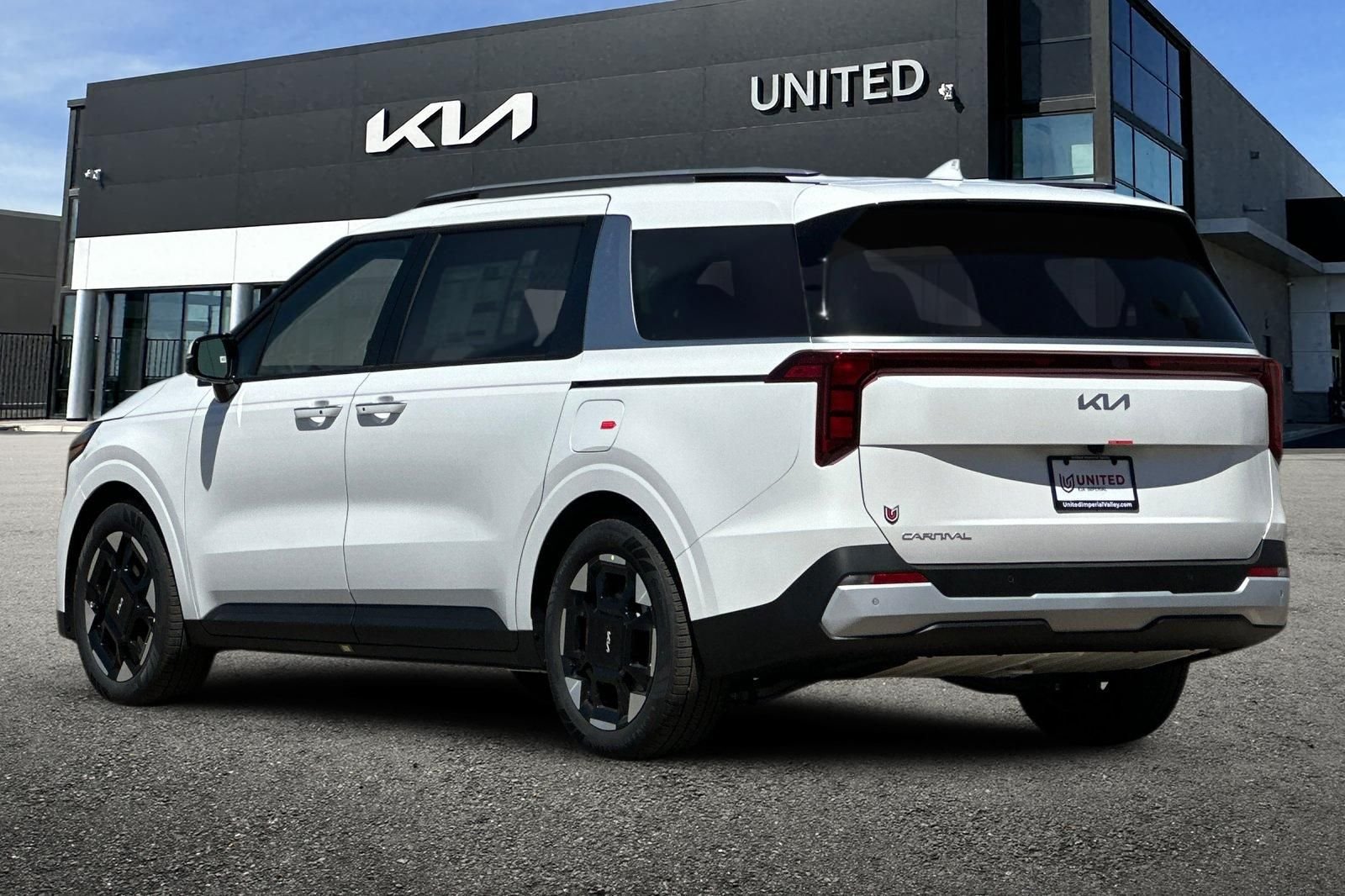 New 2026 White Kia EX image 6