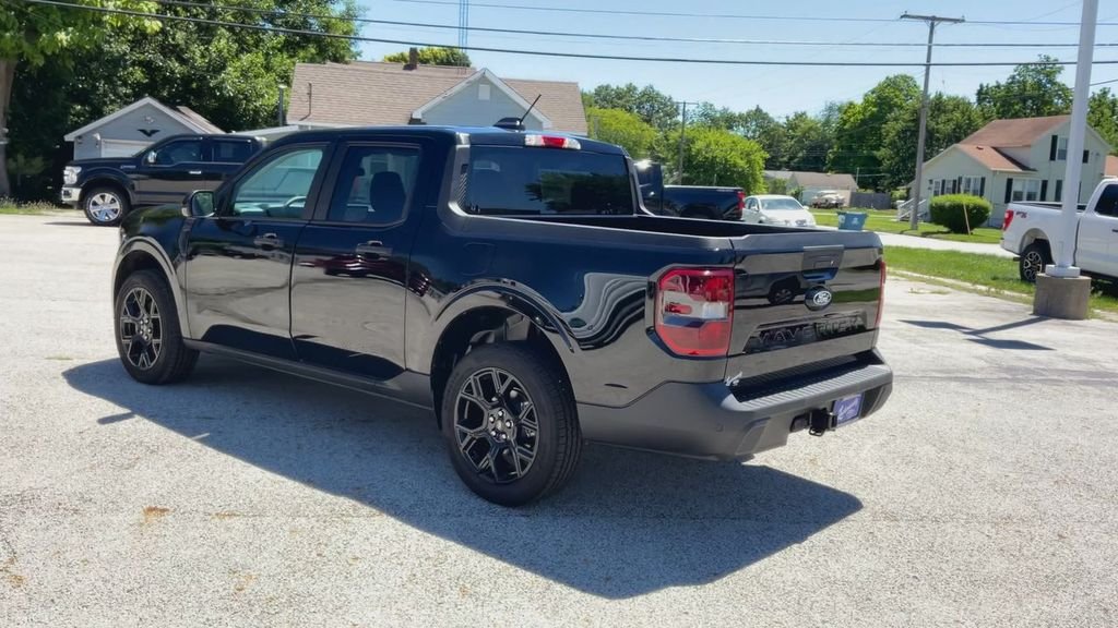 New 2026 Black Ford XLT image 3