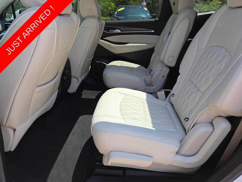 Used 2023 White Buick Avenir image 24