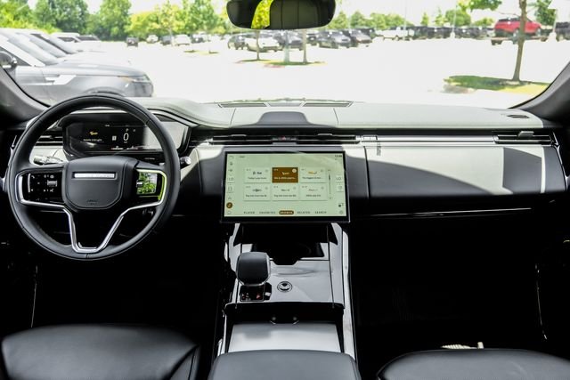 New 2026  Land Rover SE image 18