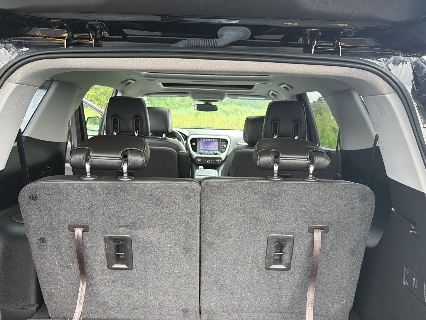 Used 2019 Ebony Twilight Metallic GMC SLT image 11