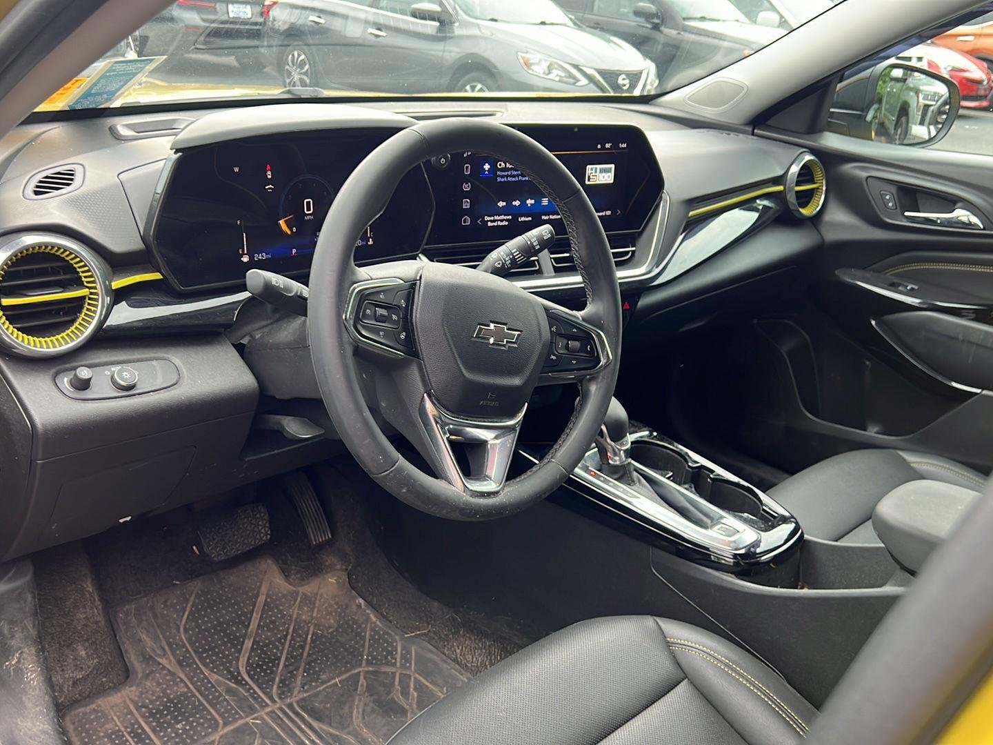 Used 2025 Nitro Yellow Metallic Chevrolet ACTIV image 4