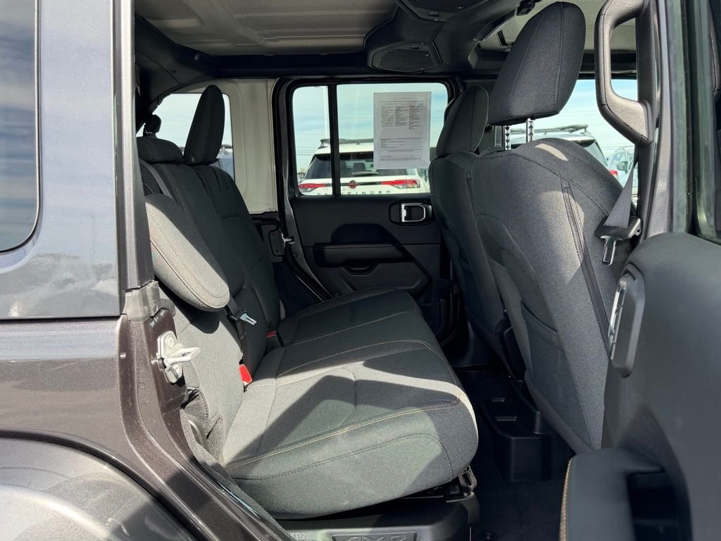 2025 Jeep Wrangler 4xe Sahara 4XE - Photo 17