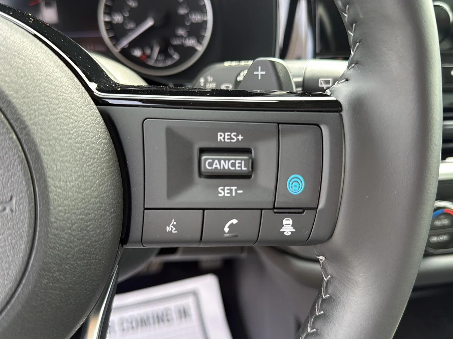 Used 2025 Deep Ocean Blue Pearl Nissan SL image 11
