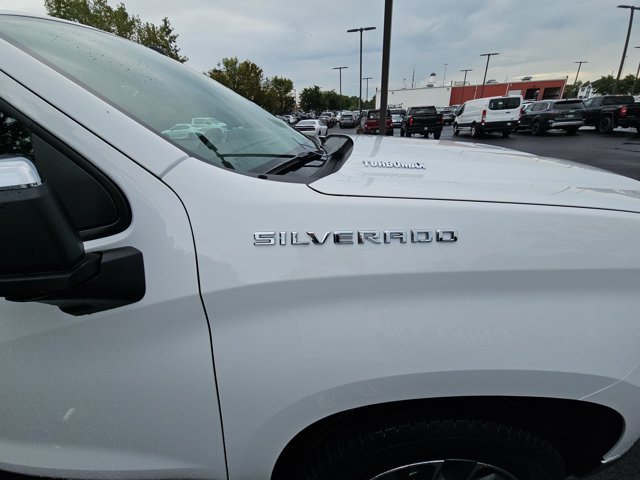 New 2026 Summit White Chevrolet LT (2FL) image 33