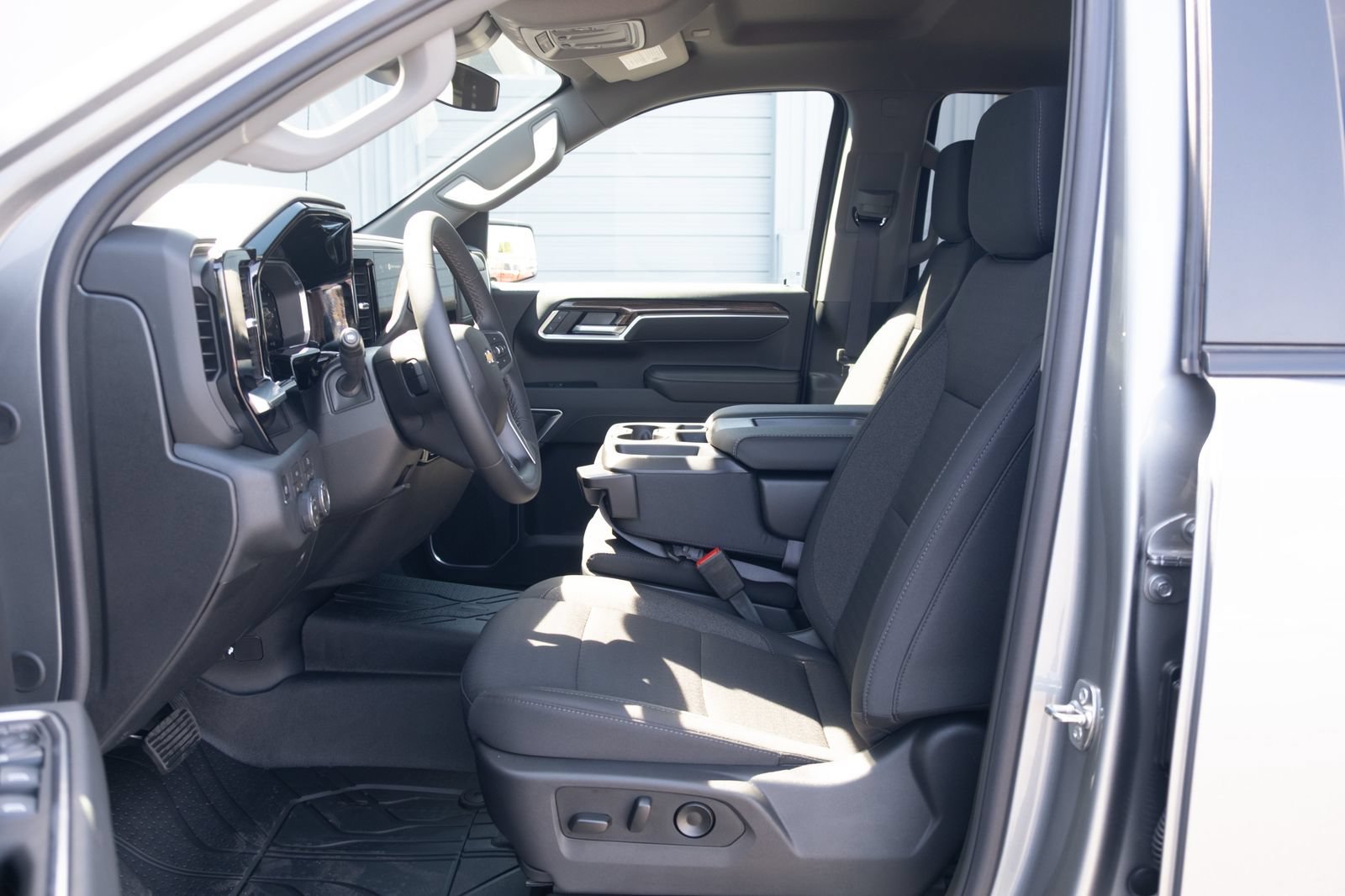2026 Chevrolet Silverado 1500 LT - Photo 11