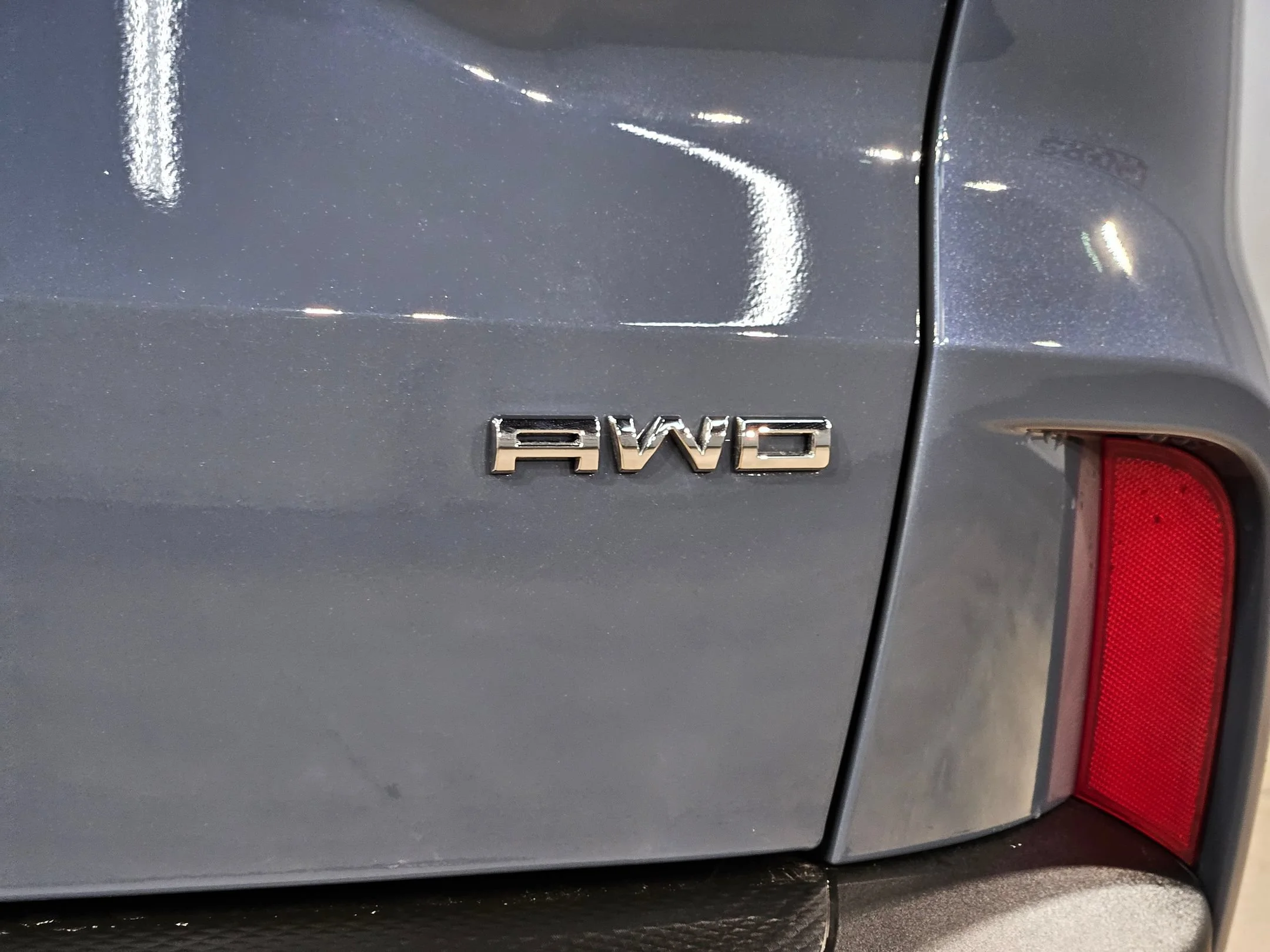 Used 2024 Vapor Blue Metallic Ford Active image 38