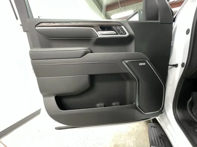 2026 GMC Sierra 1500 SLT - Photo 23