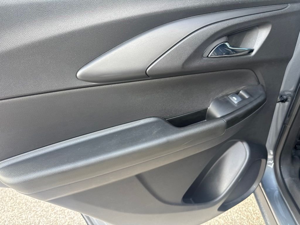 Used 2022 Gray Chevrolet RS image 12