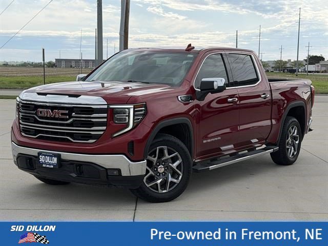 Used 2023 Volcanic Red Tintcoat GMC SLT image 1