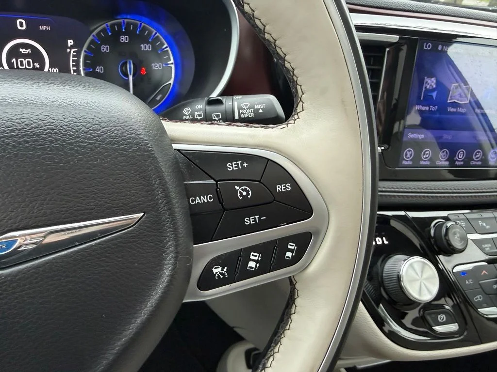 Certified Used 2017 Silver Chrysler Limited image 18