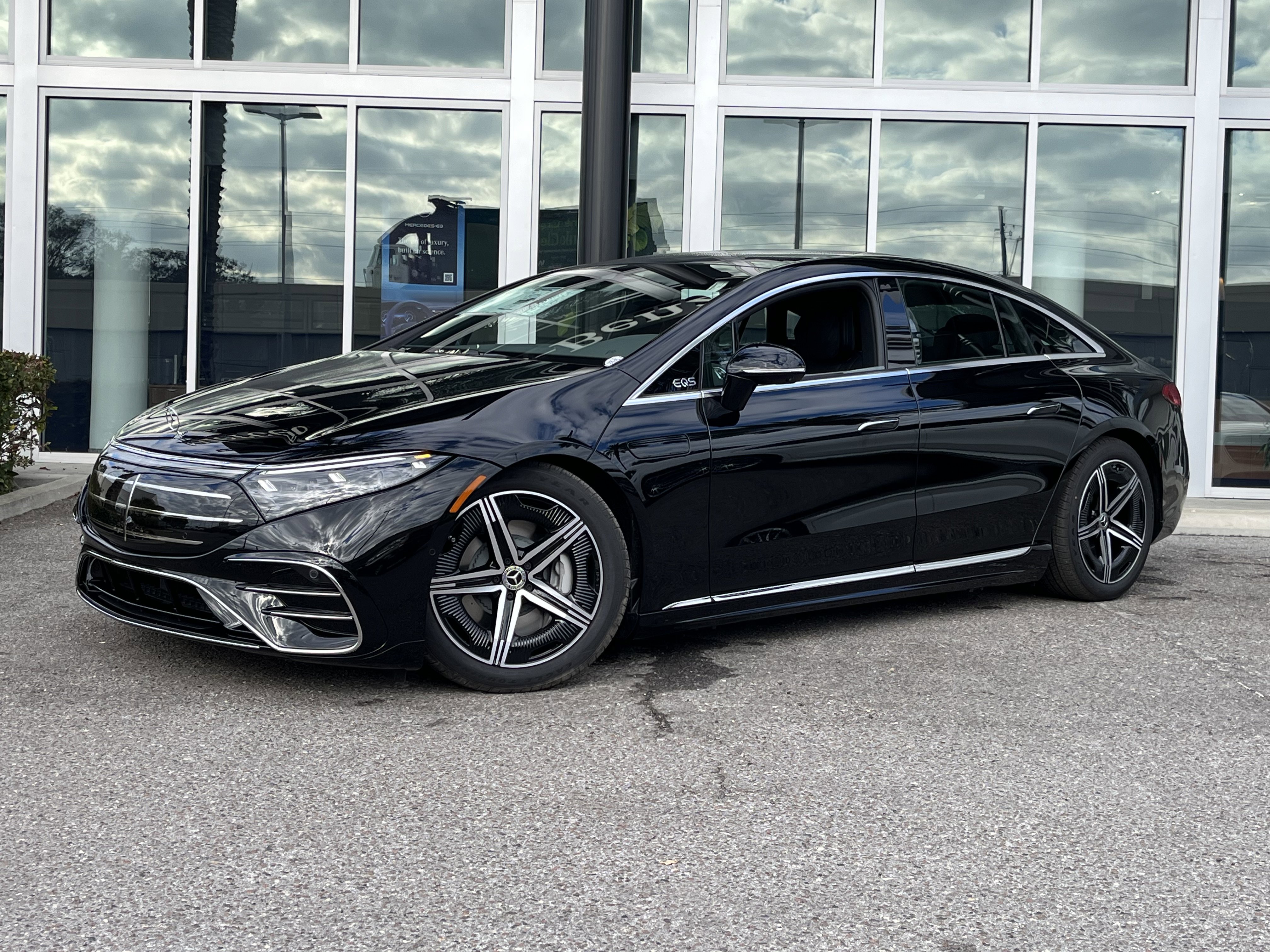 New 2026 Black Mercedes-Benz EQS 450 image 2