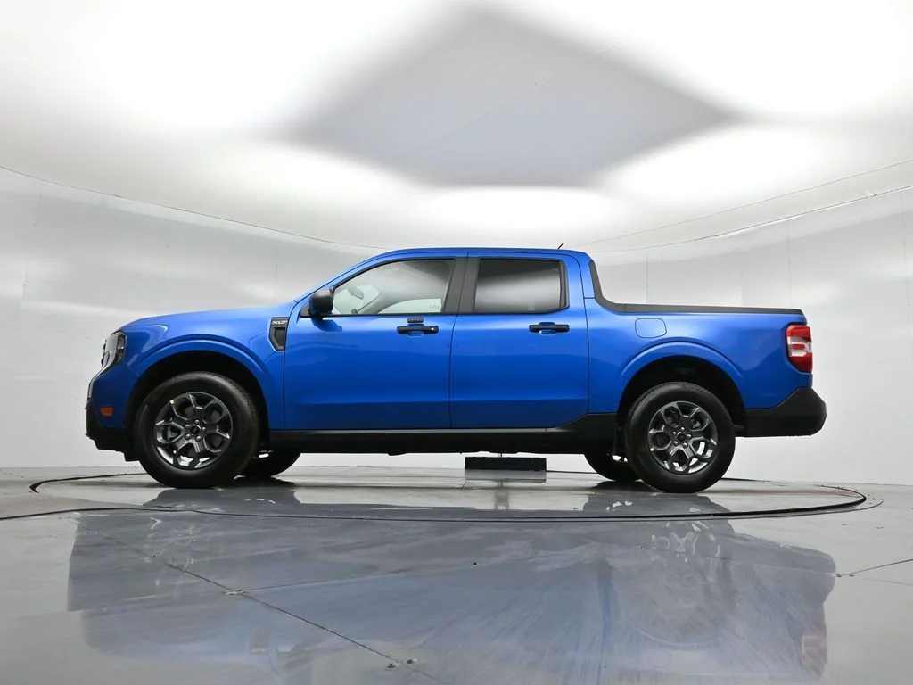 New 2026 Velocity Blue Ford XLT image 7