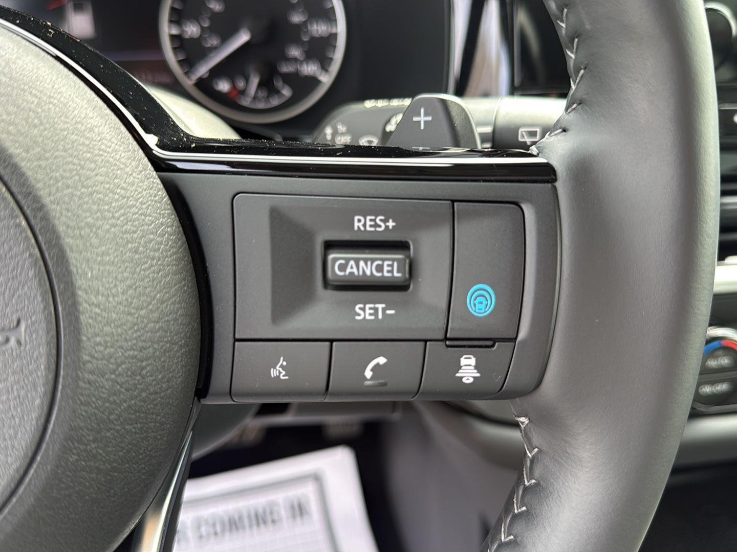 Used 2025 Deep Ocean Blue Pearl Nissan SL image 11