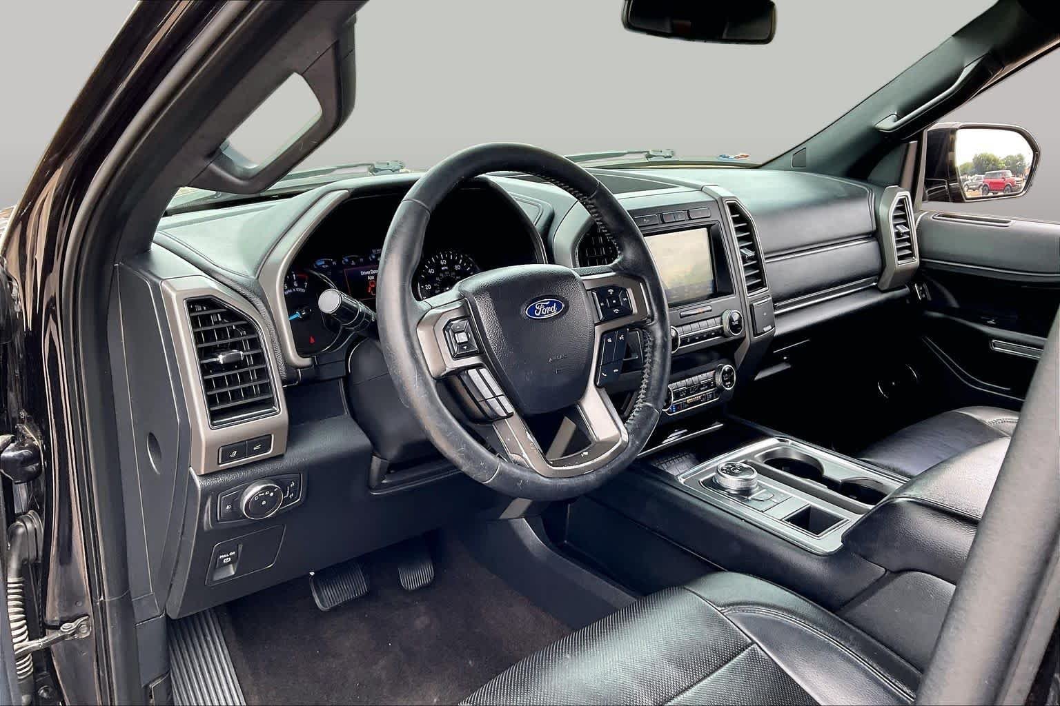 Used 2020 Agate Black Ford XLT image 17