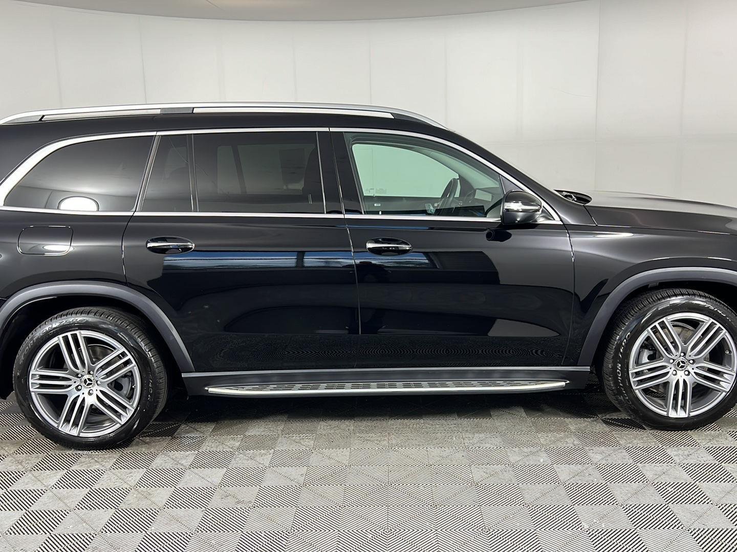 Certified Used 2026 Black Mercedes-Benz GLS 450 image 31