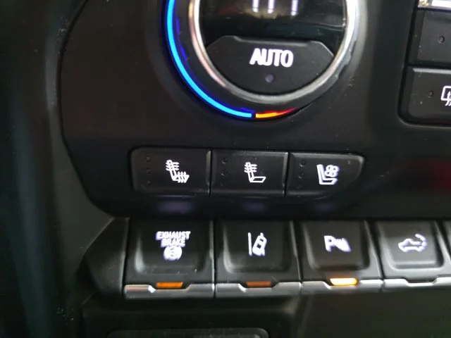 Used 2020 Black Chevrolet High Country image 19