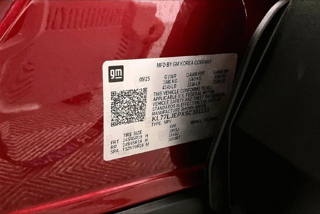 Used 2025 Crimson Metallic Chevrolet 2RS image 34