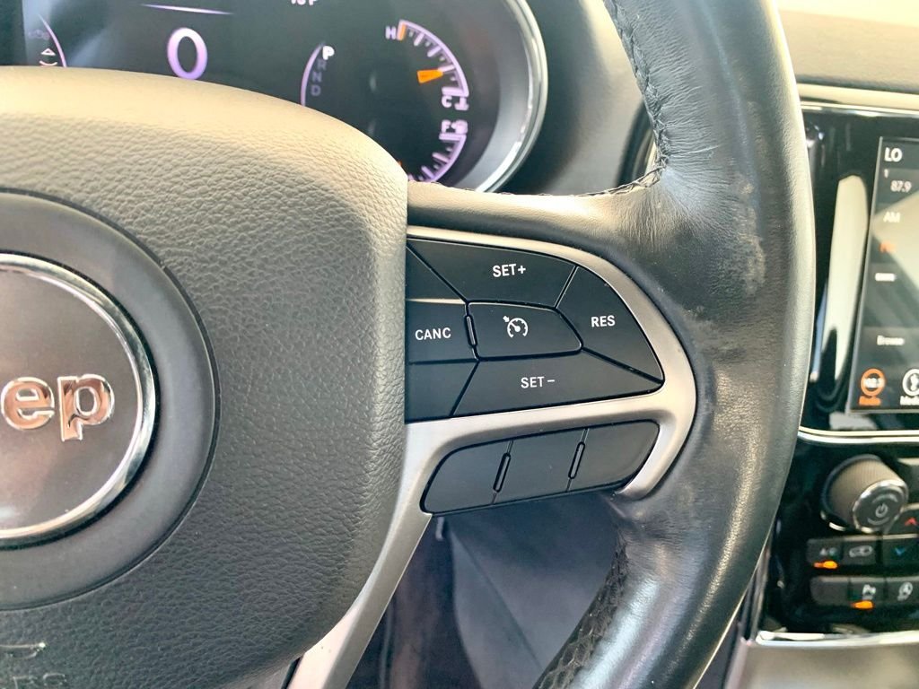 Used 2019 Black Jeep Limited image 31