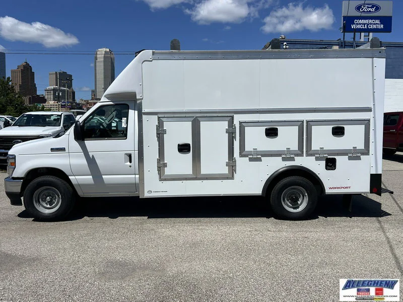 New 2027 Oxford White Ford  image 2