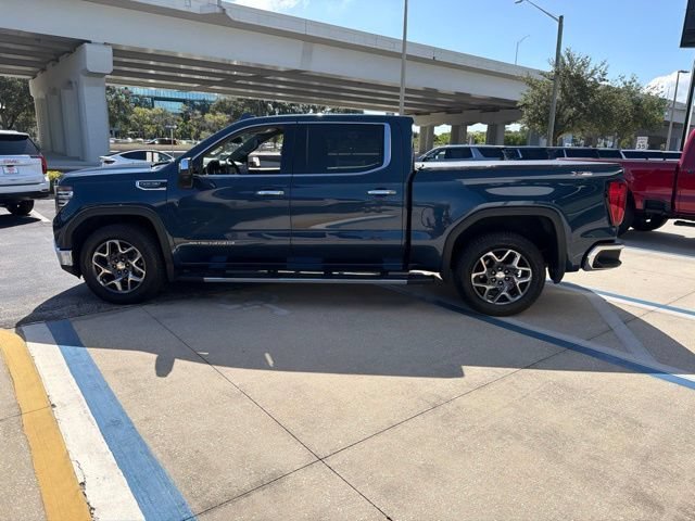Used 2022 PACIFIC BLUE METALLIC GMC SLT image 4