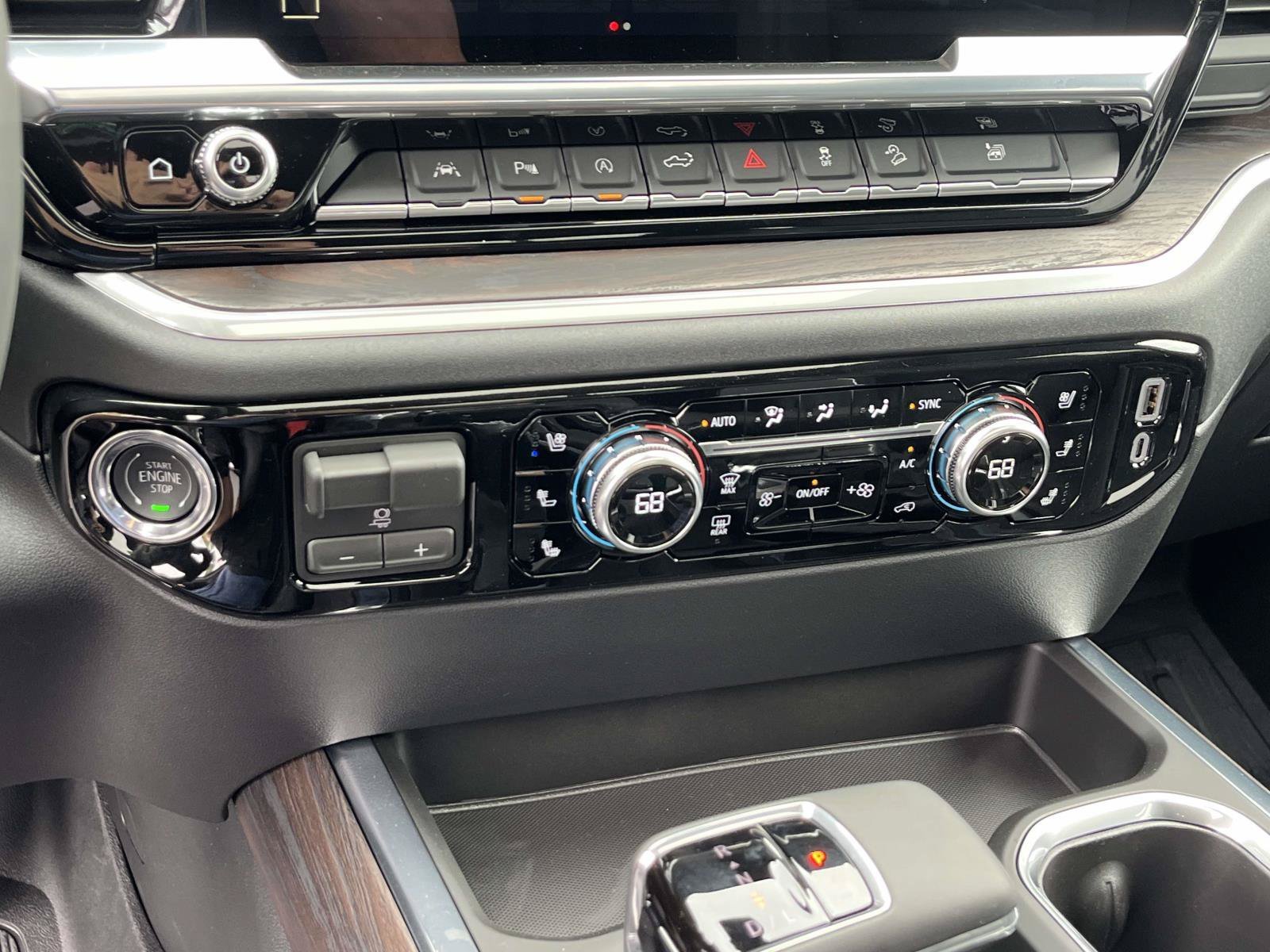 2026 GMC Sierra 1500 SLT - Photo 29