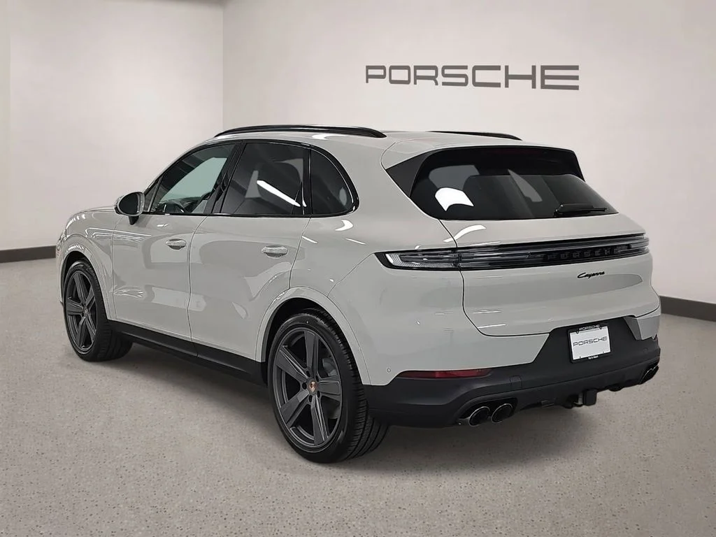 New 2026 Chalk Porsche  image 3