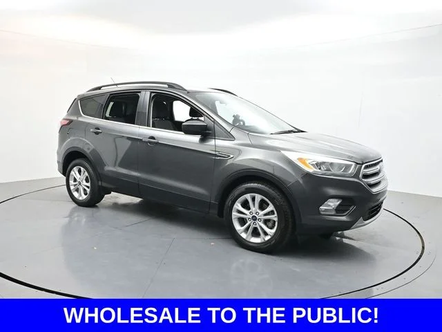 2017 Ford Escape SE's photo