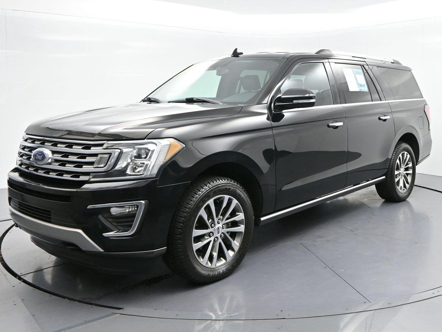 Used 2018 Shadow Black Ford Limited image 3