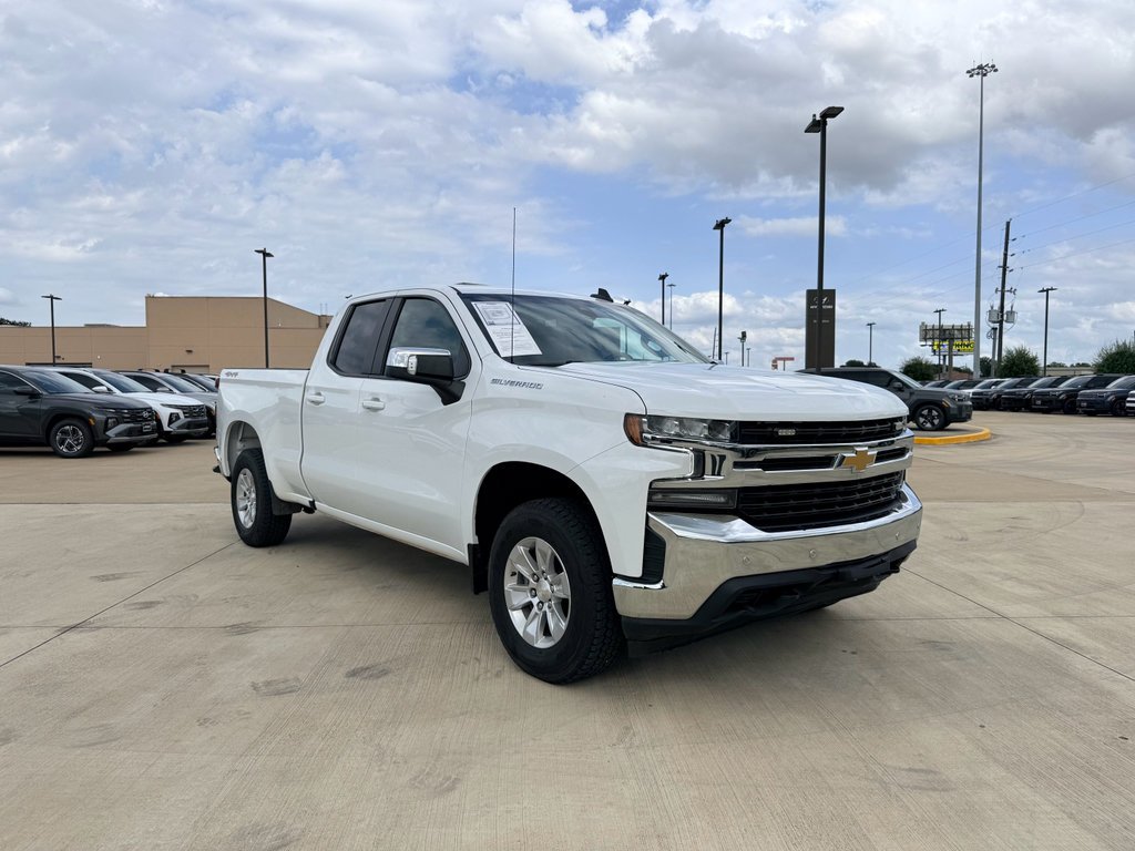 Used 2021 Summit White Chevrolet LT image 3