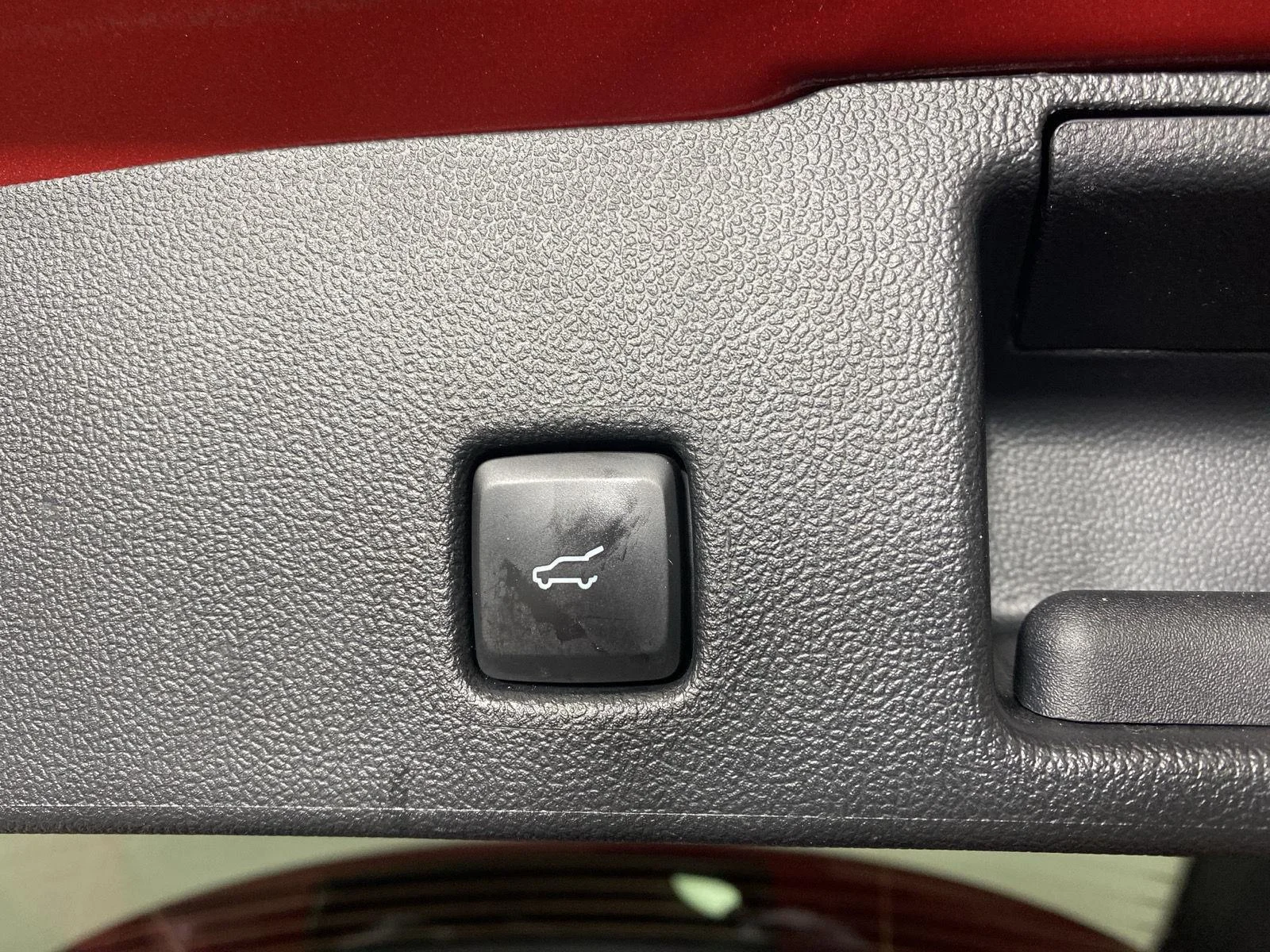 Used 2023 Rapid Red Metallic Tinted Clearcoat Ford Platinum image 37