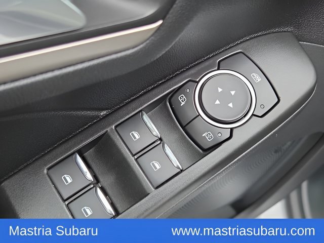 Used 2021 White Ford SE image 17